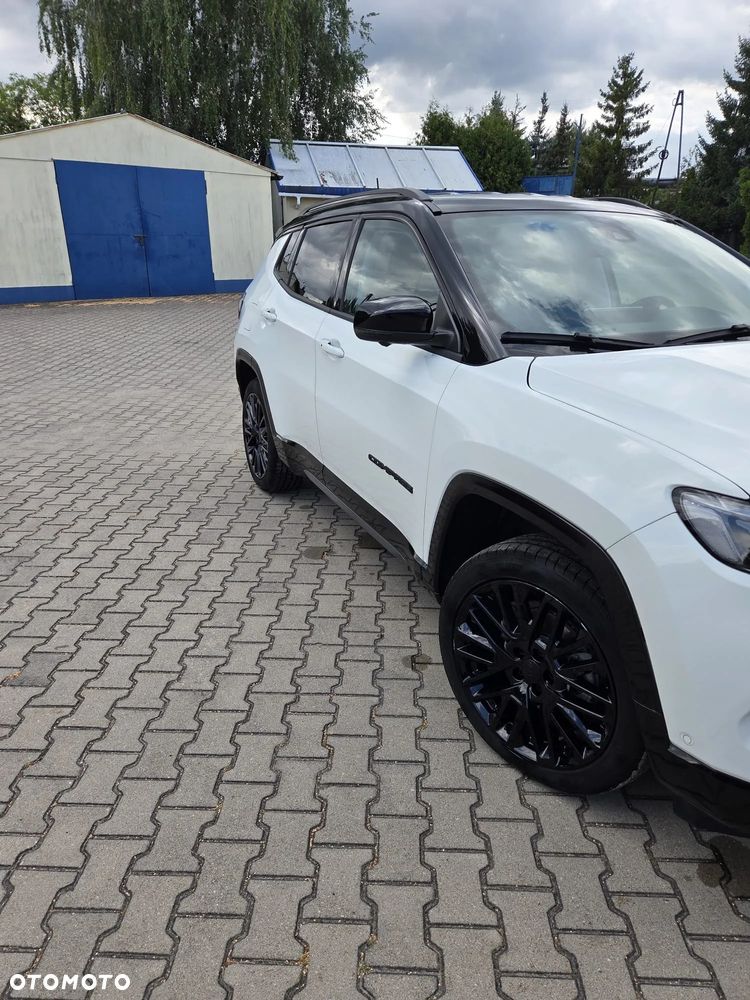 Jeep Compass - 2