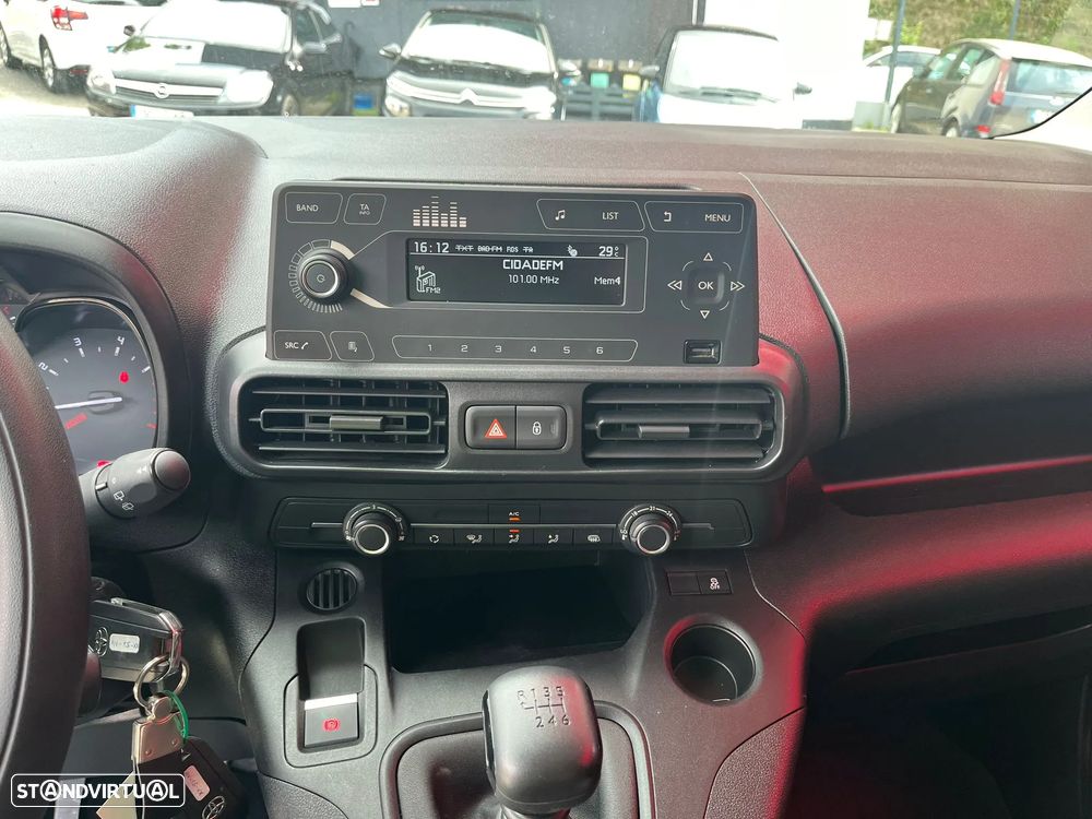 Toyota Proace City | 1.5 D-4D | 3 Lug. - 20