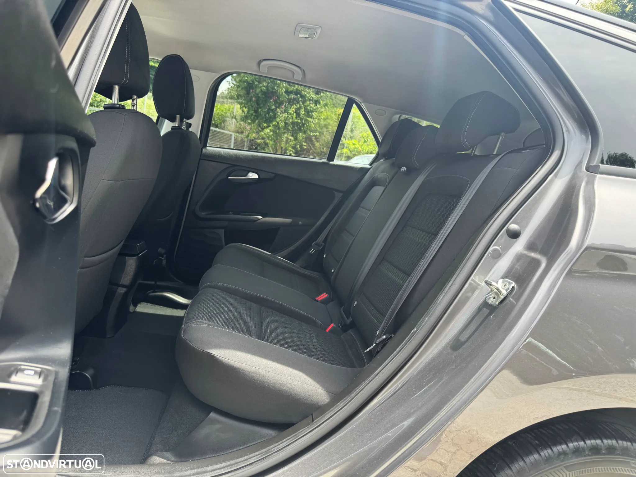 Fiat Tipo Station Wagon 1.3 M-Jet Lounge - 7