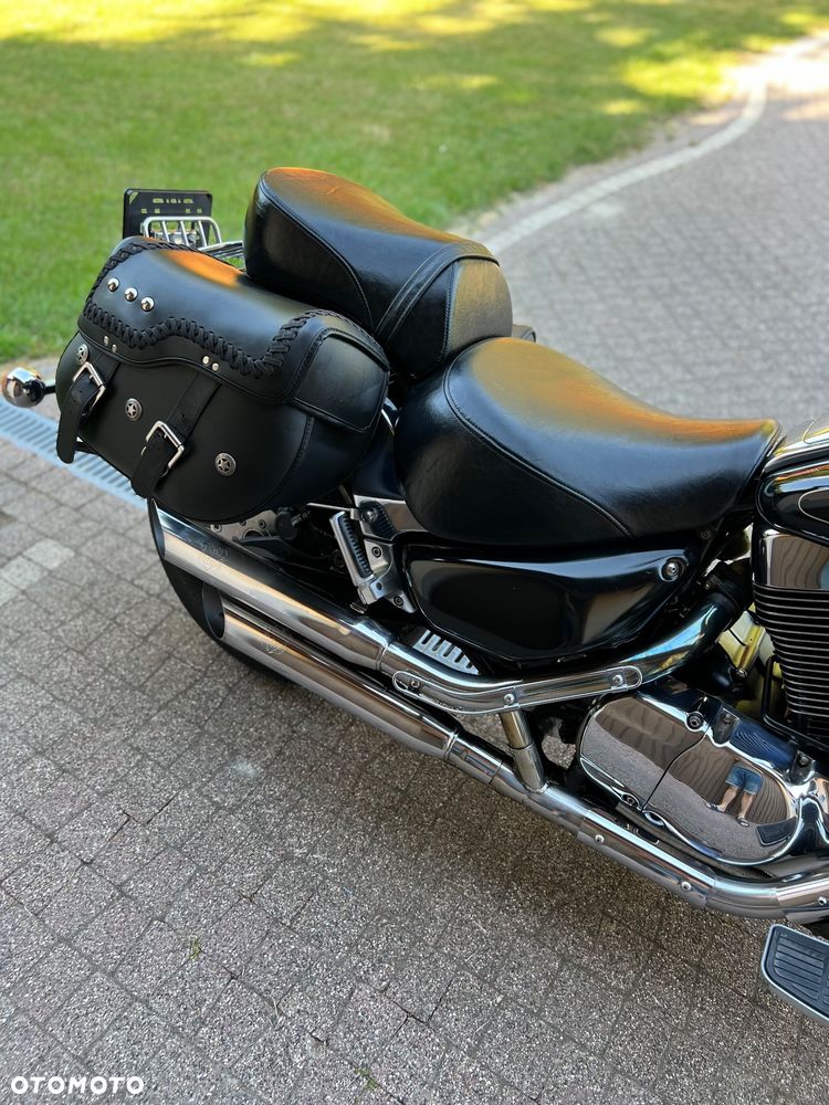 Suzuki Intruder - 23