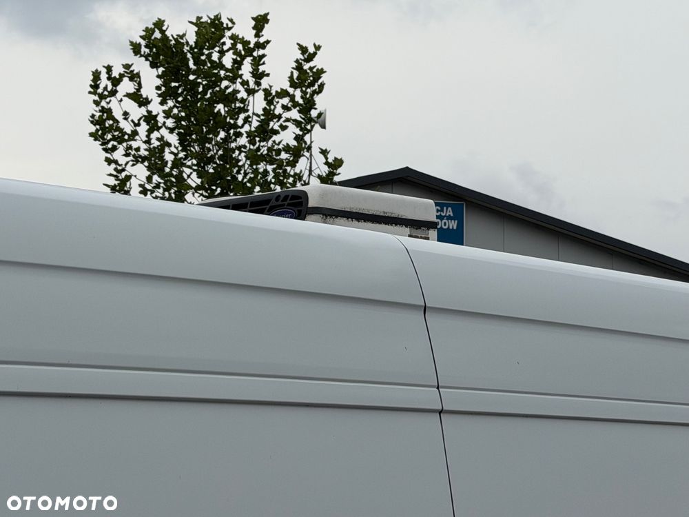 Mercedes-Benz Sprinter - 7