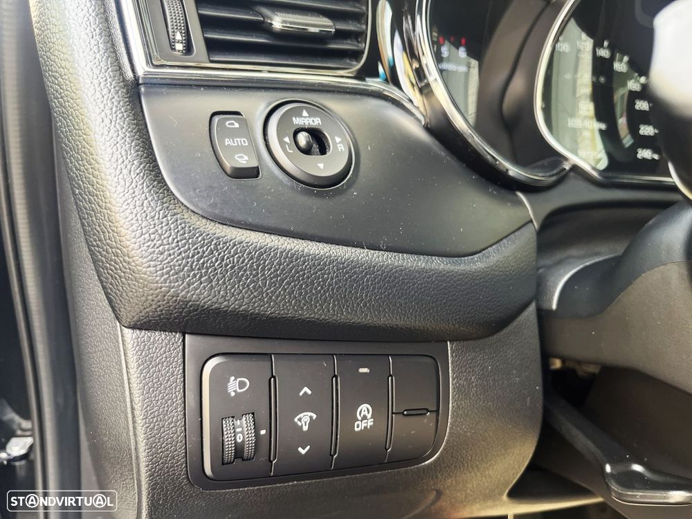 Kia Ceed SW 1.6 CRDi GT Line - 23
