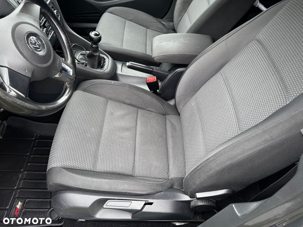 Volkswagen Golf 1.6 Comfortline - 13
