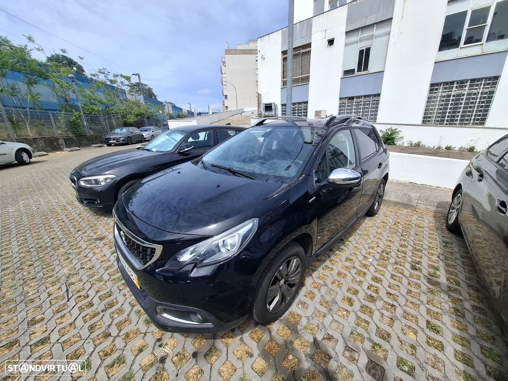 Peugeot 2008 1.2 PureTech Style - 3