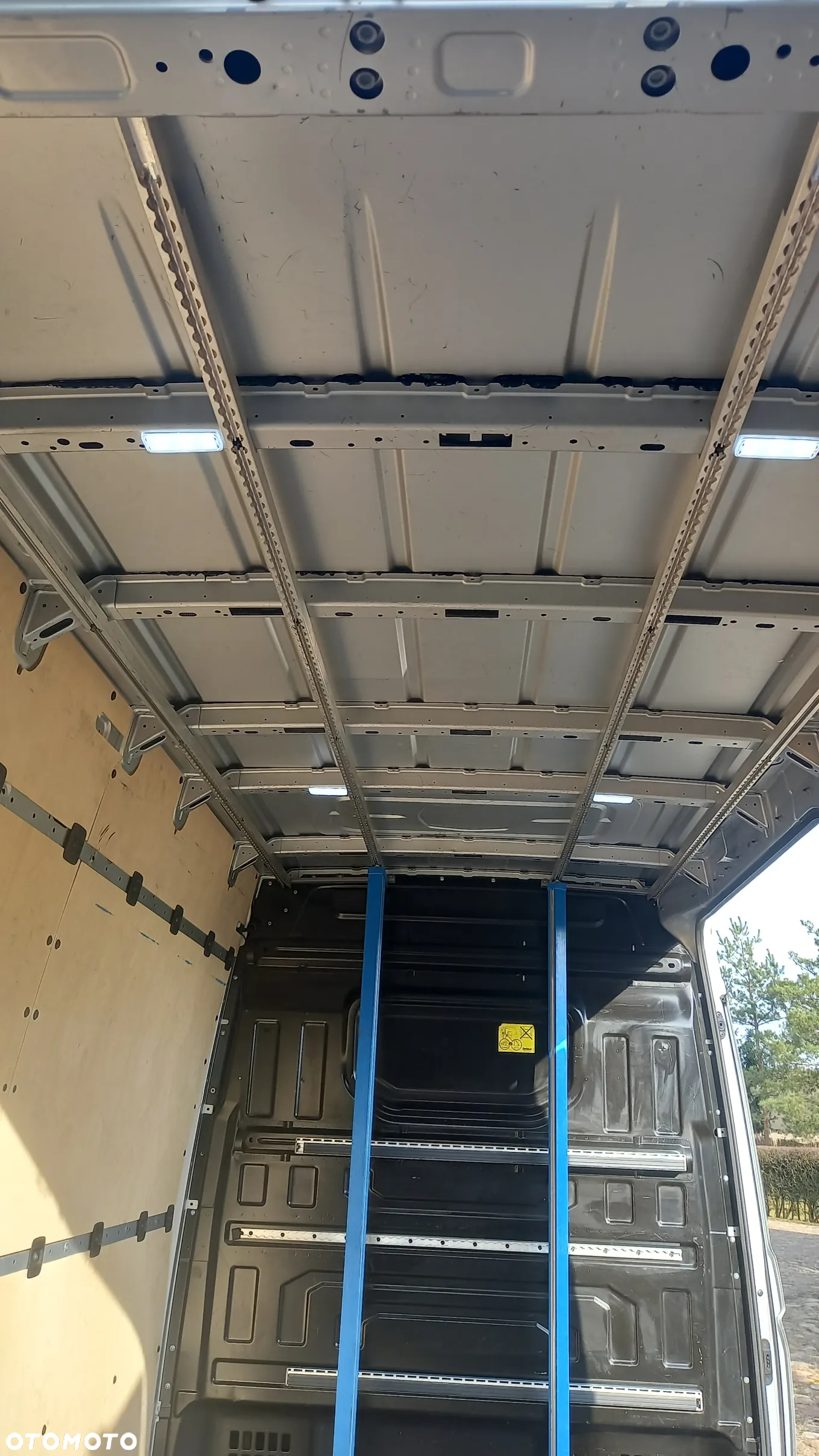 Volkswagen CRAFTER - 35