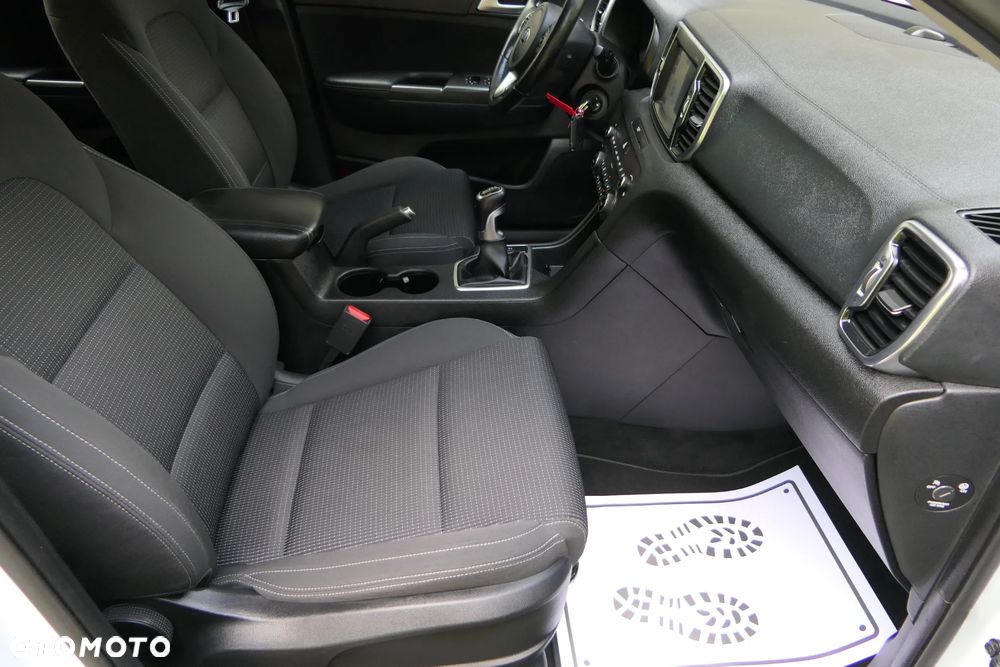 Kia Sportage 1.6 GDI L 2WD - 18