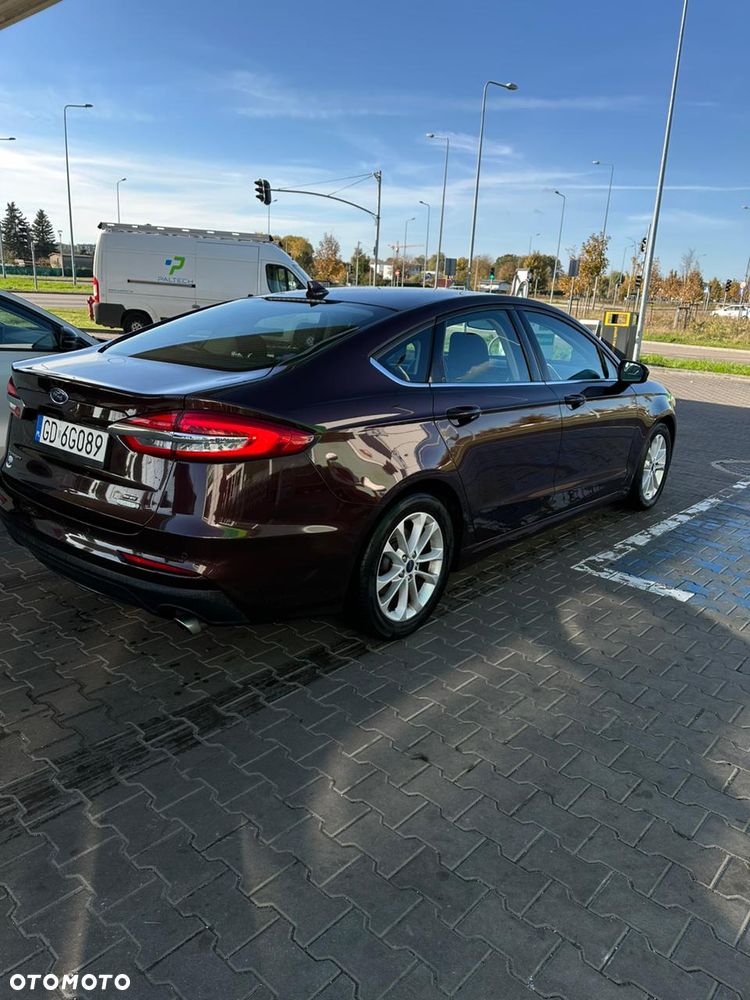Ford Fusion - 5