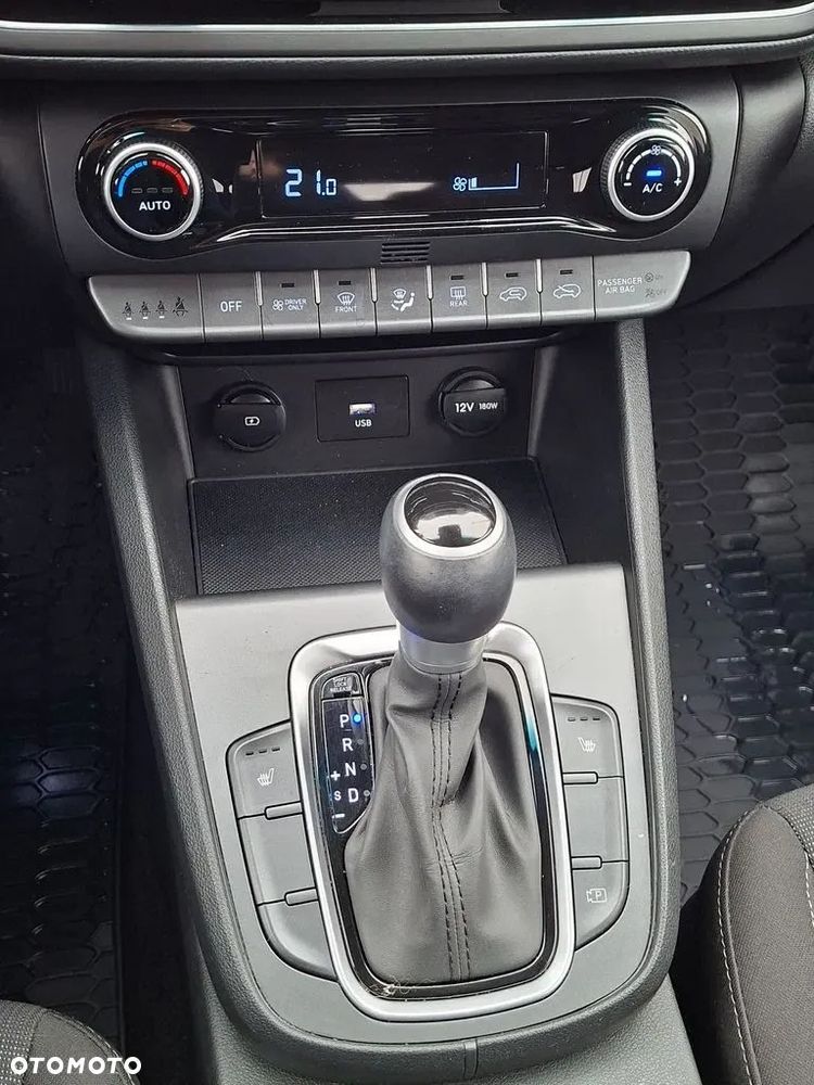 Hyundai Kona - 29