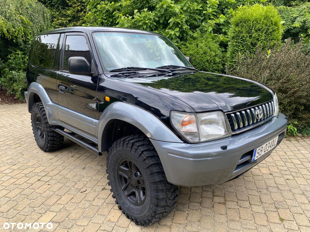Toyota Land Cruiser - 37