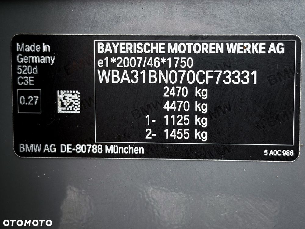 BMW Seria 5 520d M Sport Edition - 39