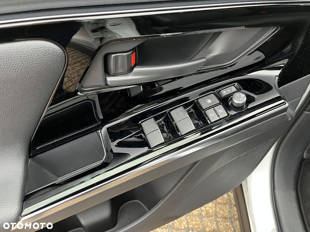 Toyota bZ4X 71.4kWh 4x4 Prestige - 25