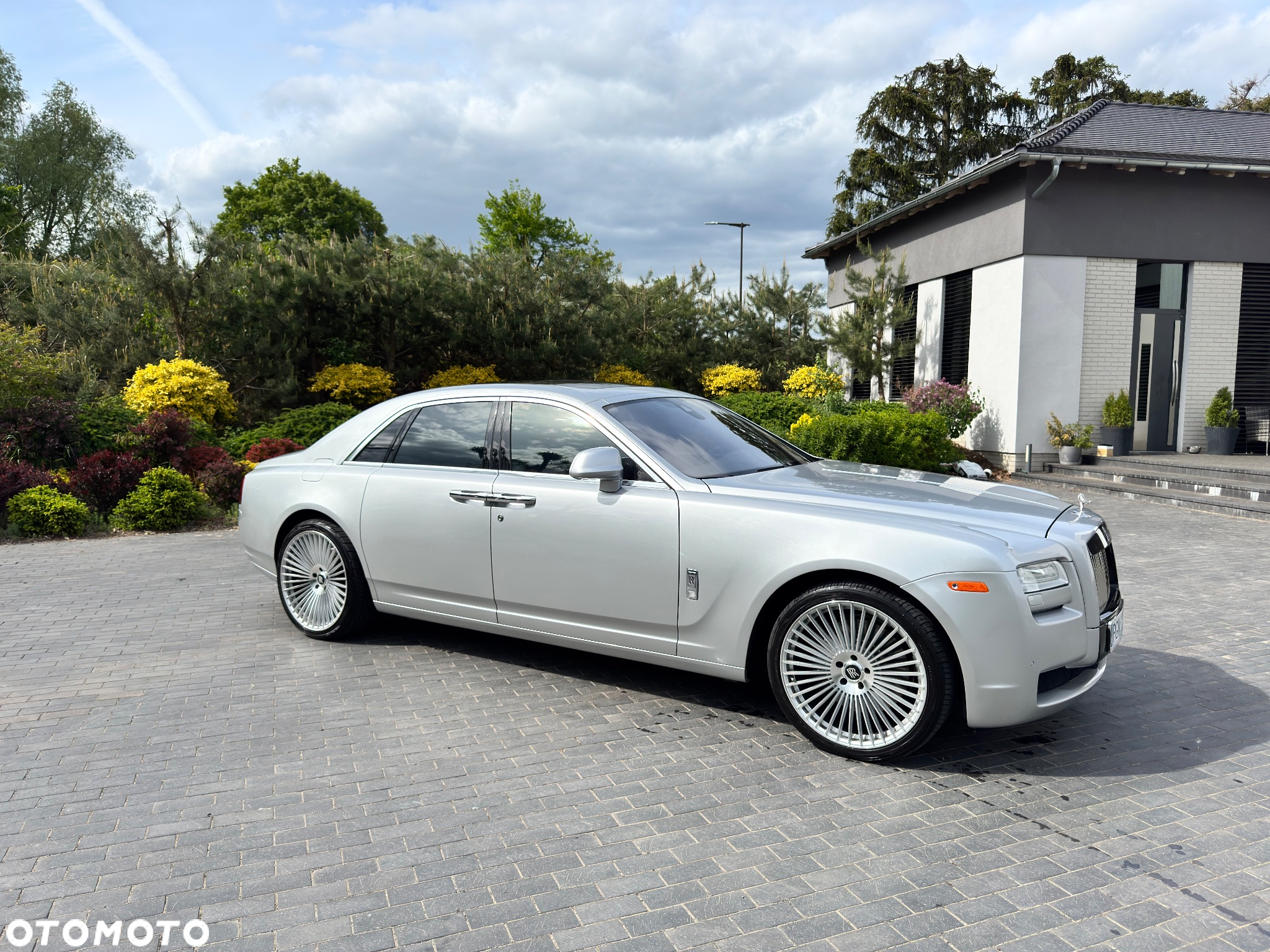 Rolls-Royce Ghost Standard - 2