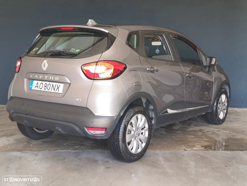 Renault Captur 1.5 dCi Expression - 4