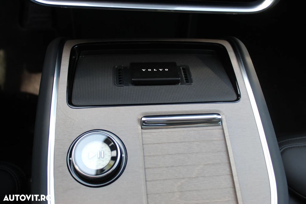 Volvo EX90 - 14