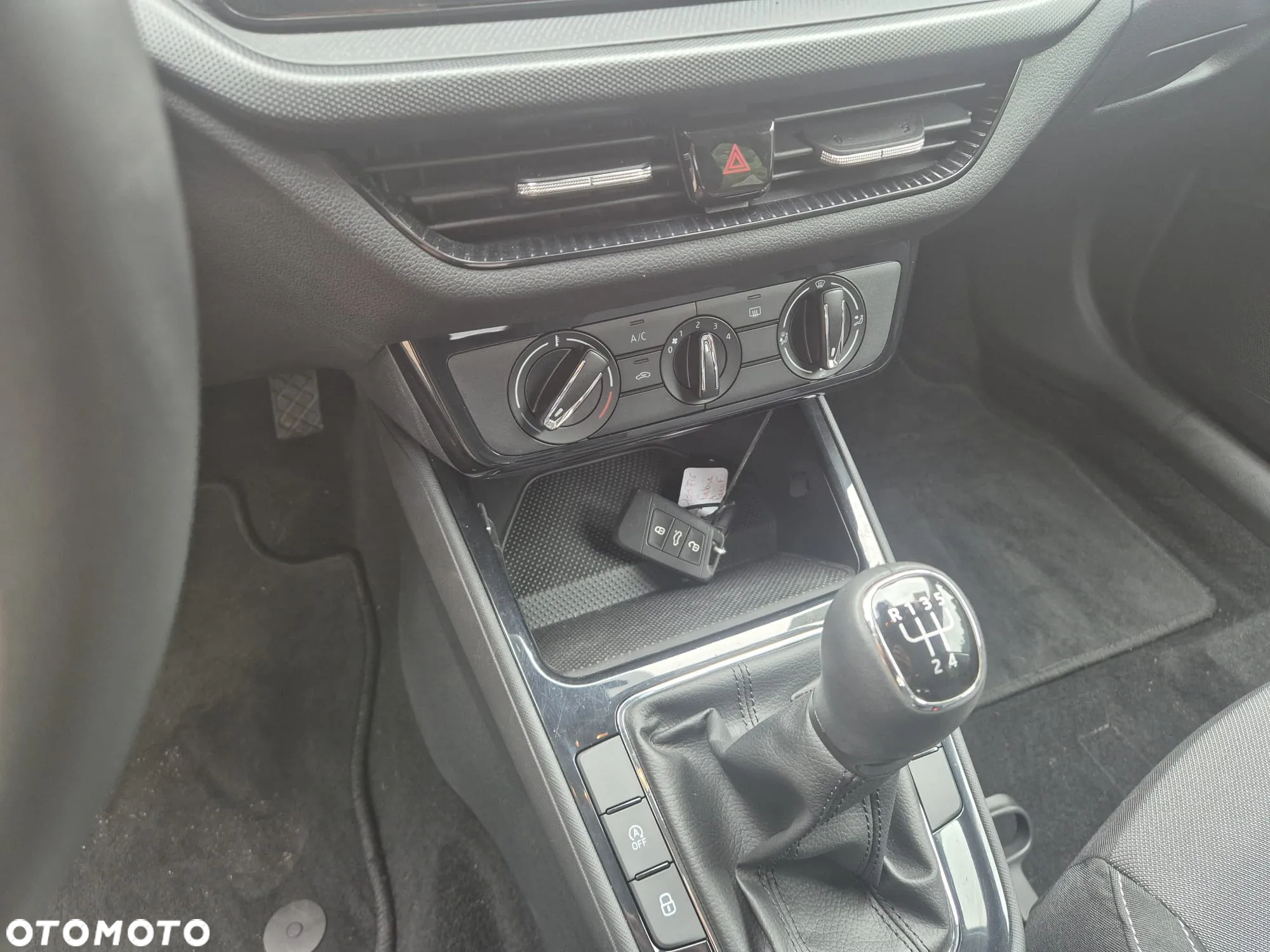 Skoda Fabia 1.0 Ambition - 8