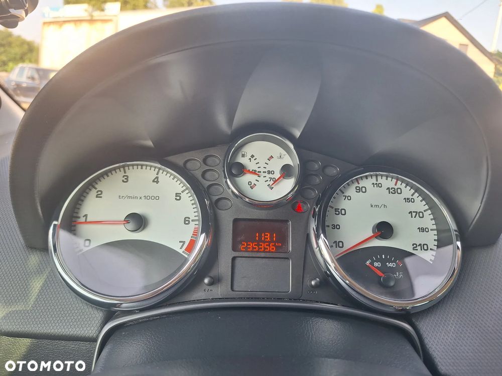 Peugeot 207 Outdoor 1.6 - 20