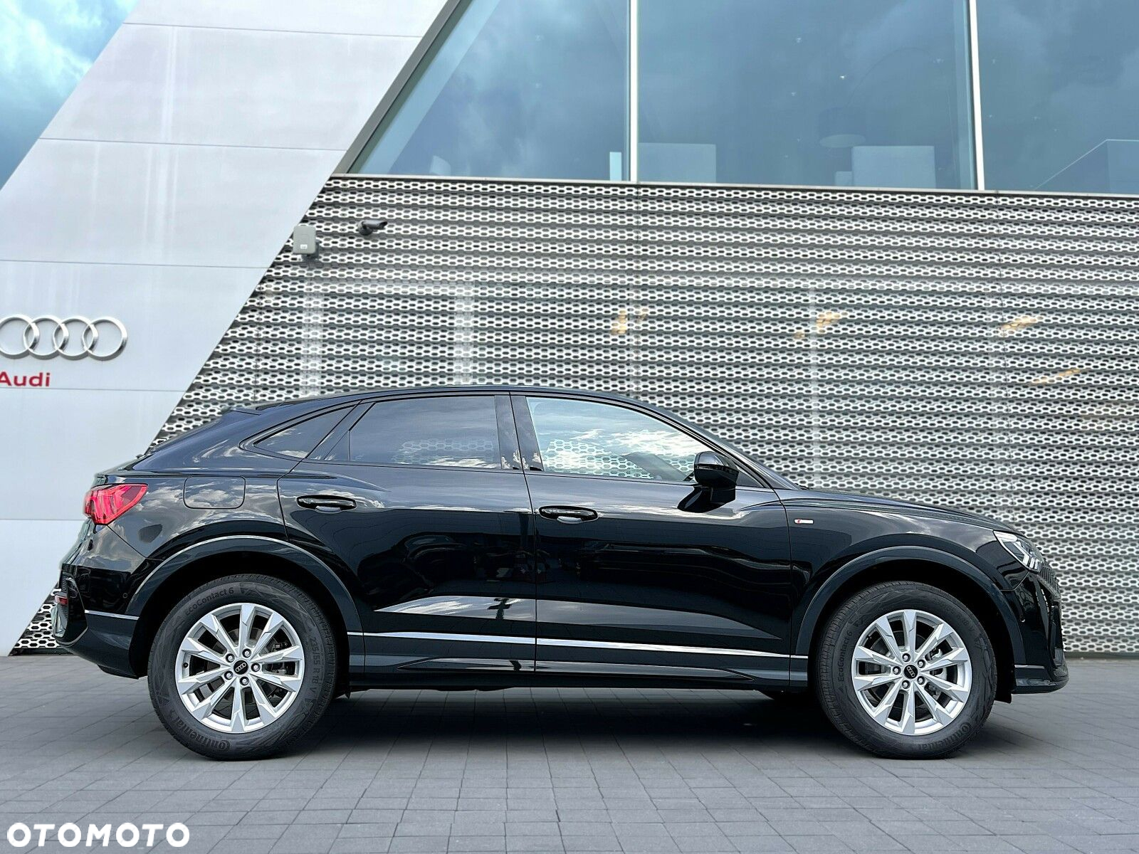 Audi Q3 Sportback - 11