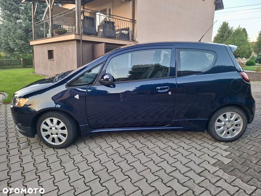 Mitsubishi Colt - 3