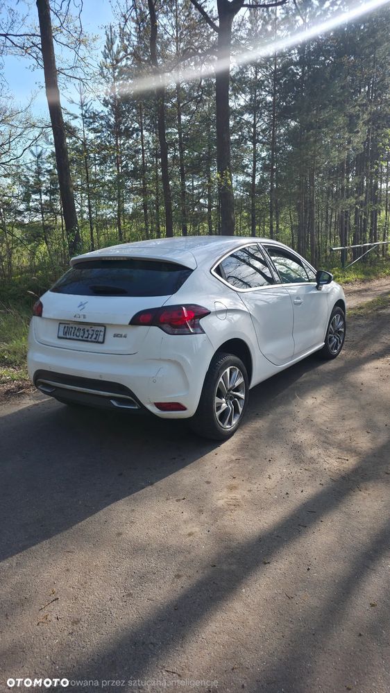 Citroën DS4 BlueHDi 120 S&S SoChic - 5