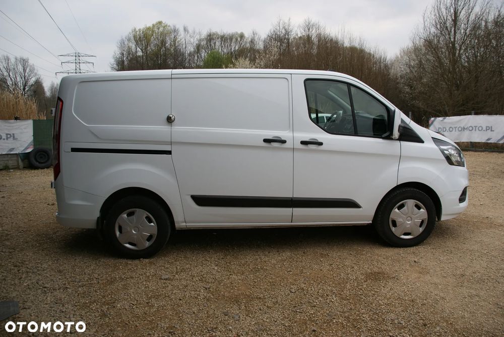 Ford Transit Custom - 11