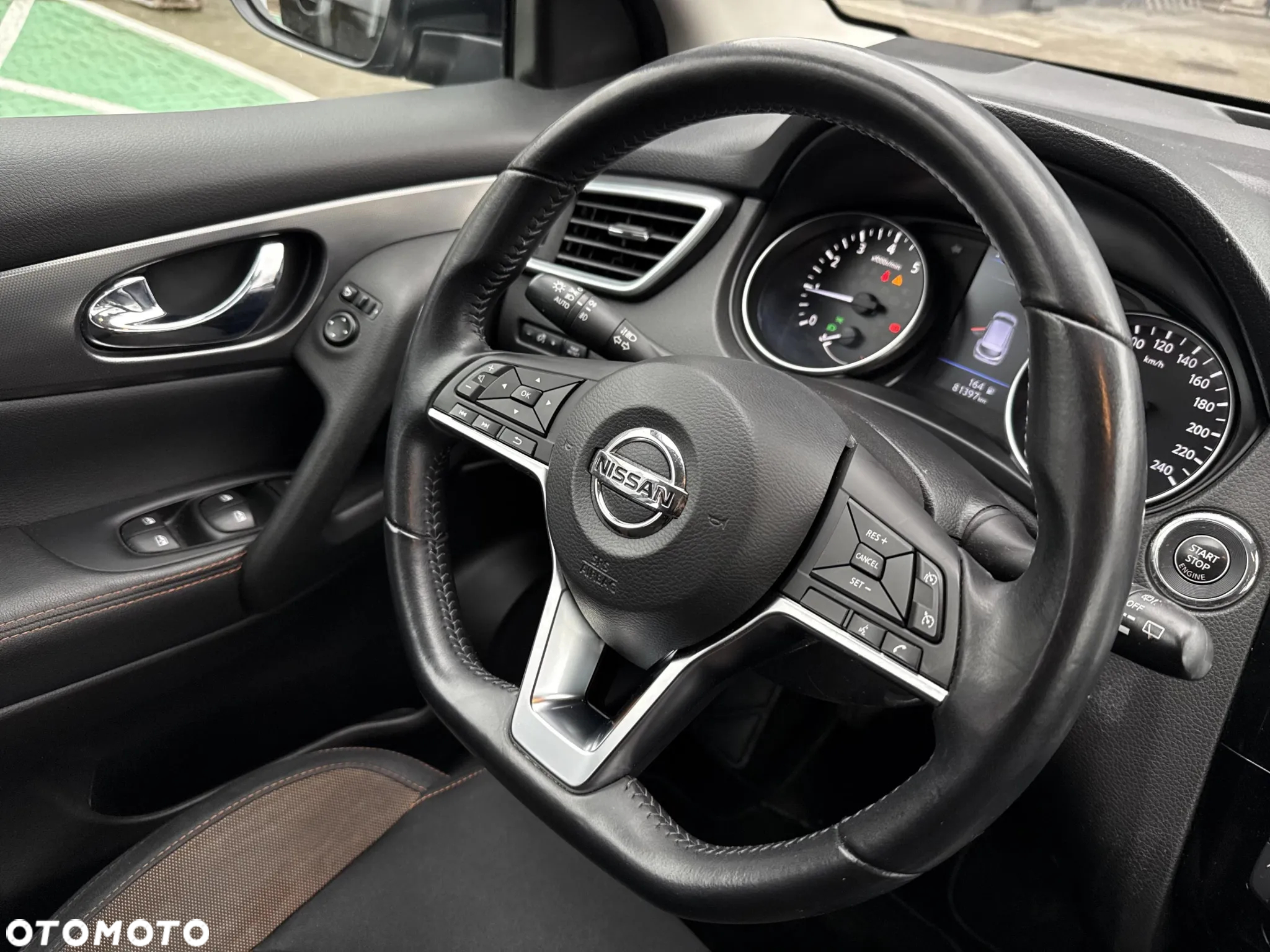 Nissan Qashqai 1.3 DIG-T N-Motion - 23