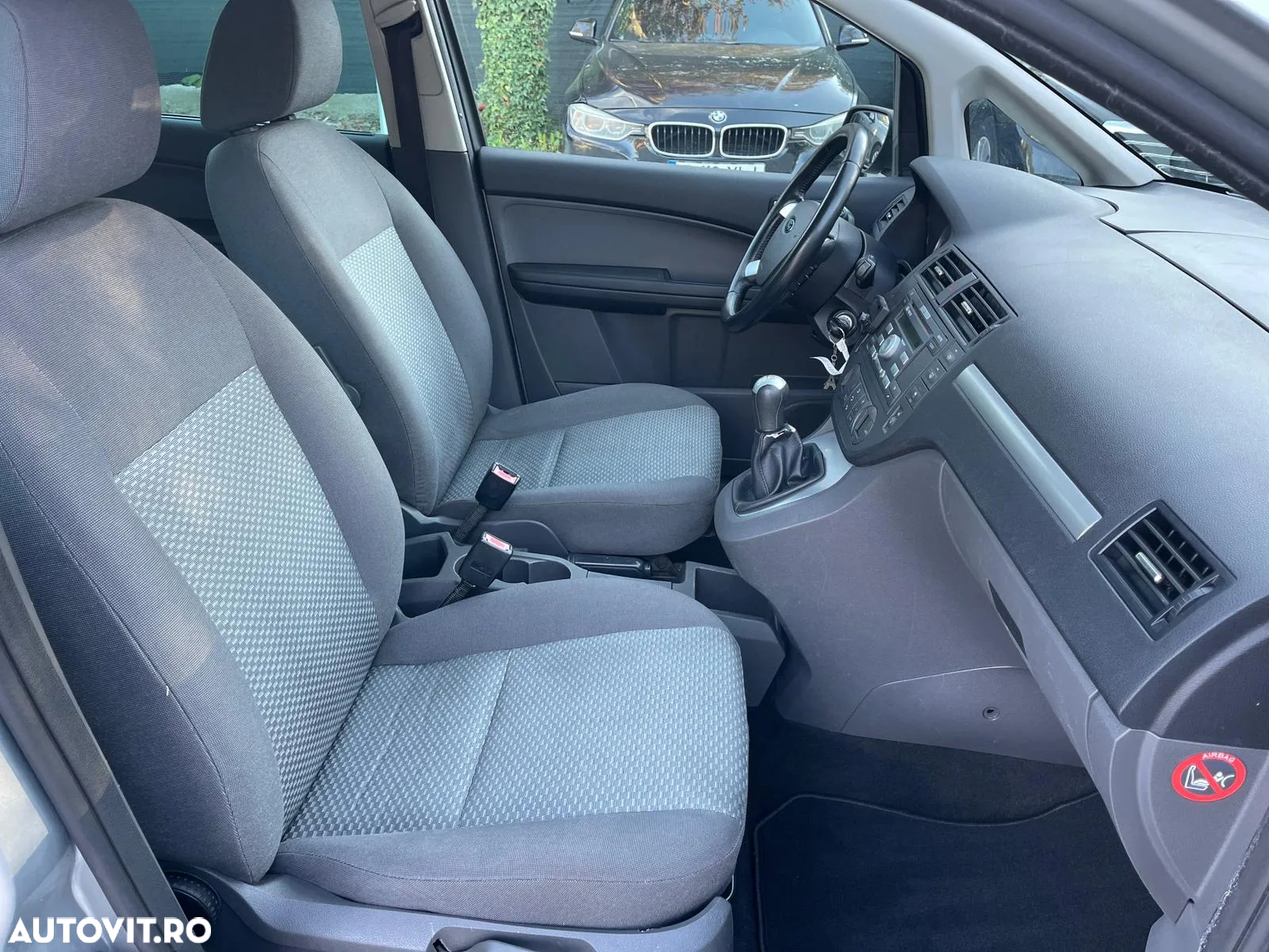 Ford C-Max 1.8 TDCi Ambiente - 6