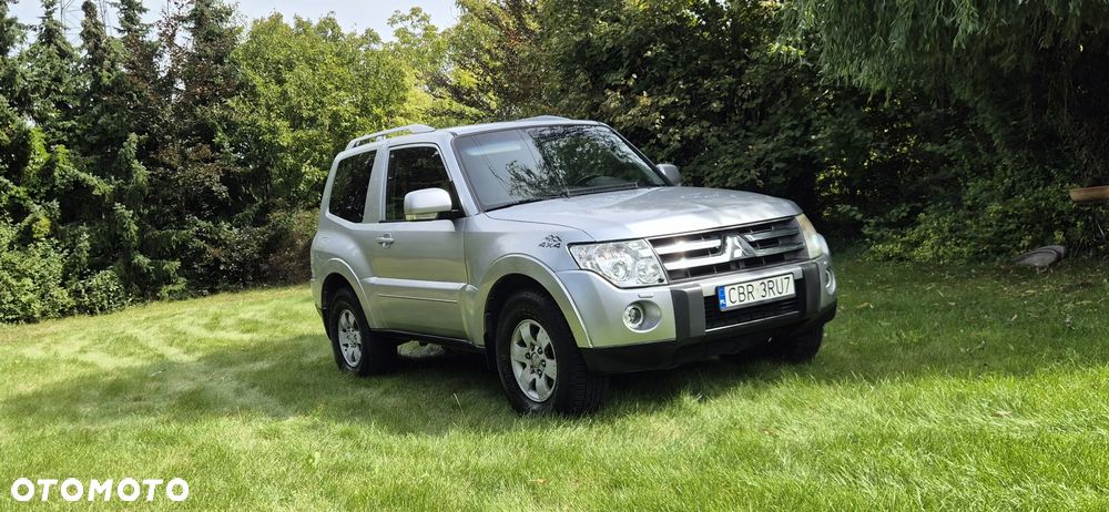 Mitsubishi Pajero 3.2 DID Intense + - 3