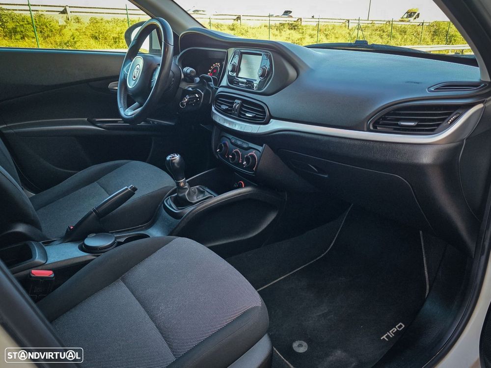 Fiat Tipo 1.3 M-Jet Easy - 12