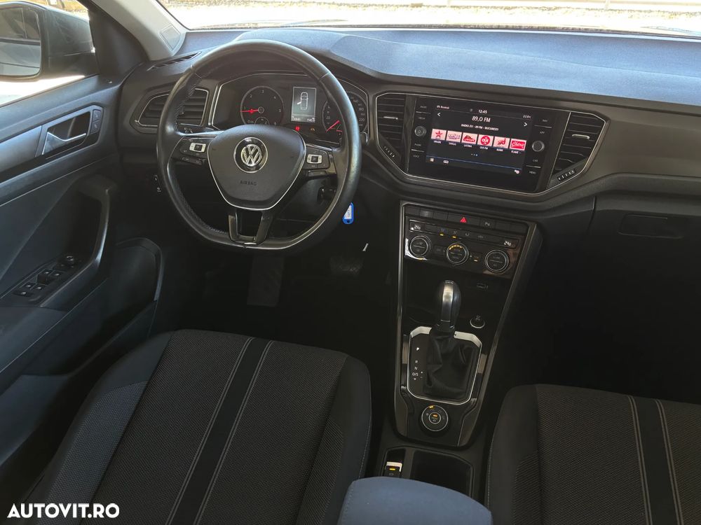 Volkswagen T-ROC - 11