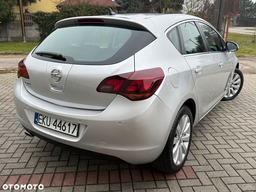Opel Astra 1.4 Turbo Innovation - 10