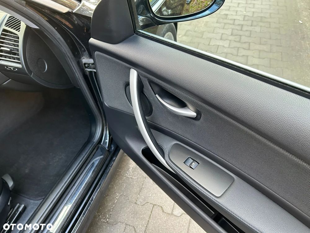 BMW Seria 1 118d DPF - 21