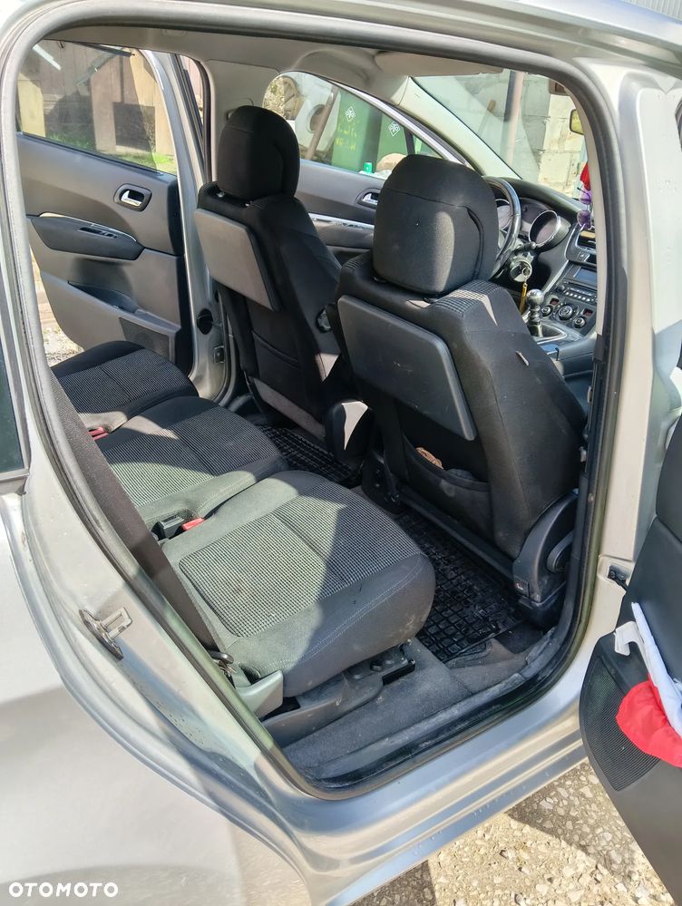 Peugeot 5008 1.6 HDi Trendy - 9