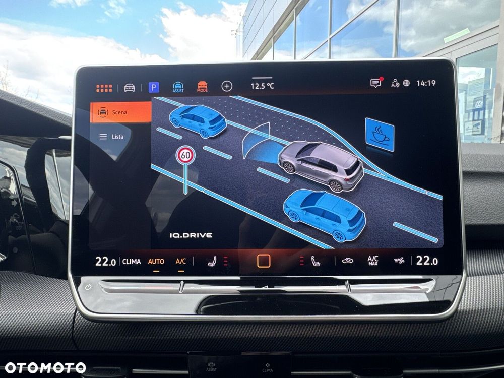 Volkswagen Golf - 33