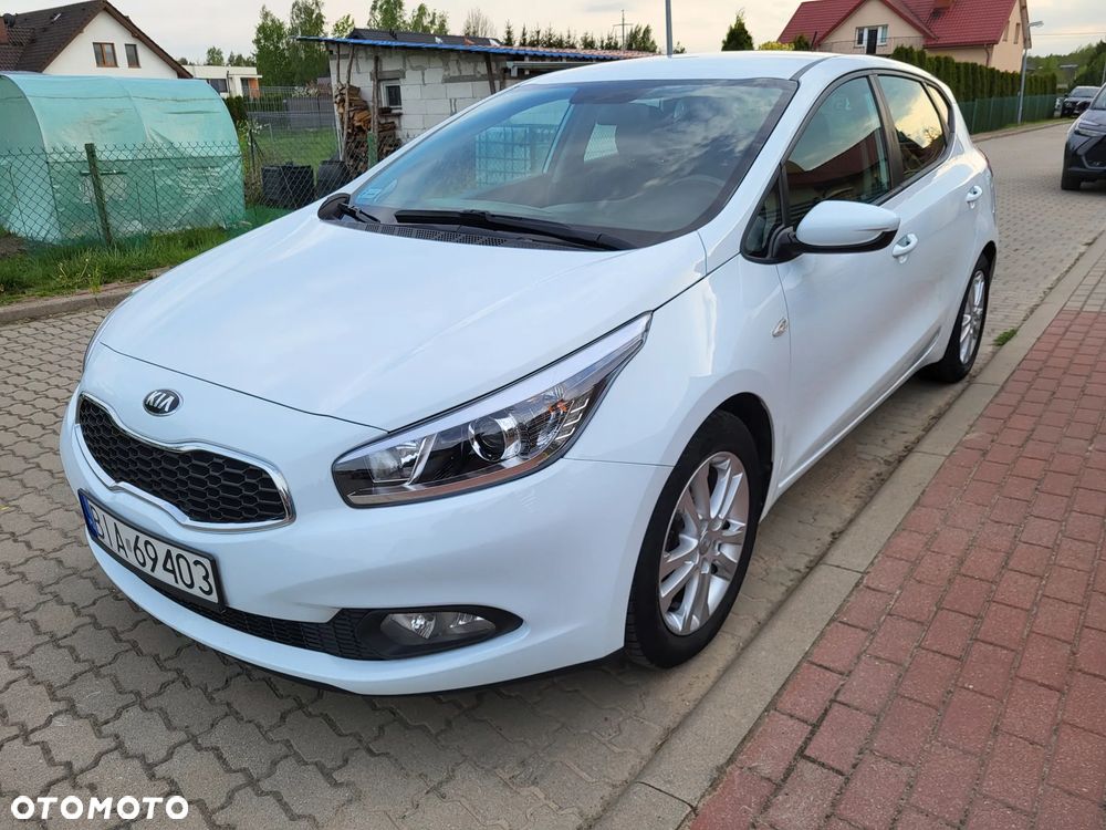 Kia Ceed - 3