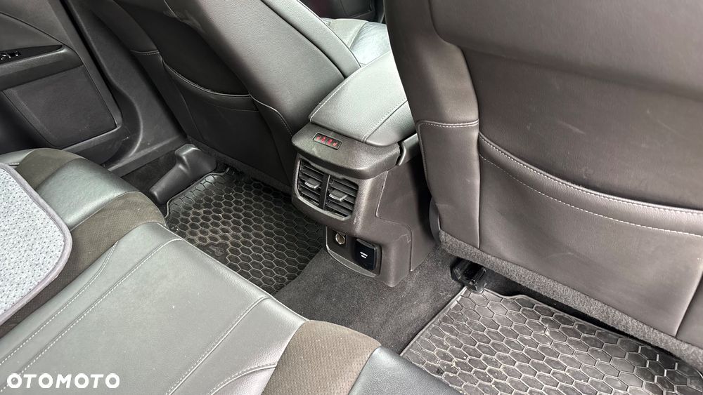 Ford Mondeo 2.0 Hybrid Titanium - 7