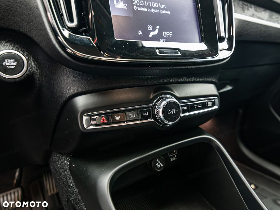 Volvo XC 40 D3 - 19