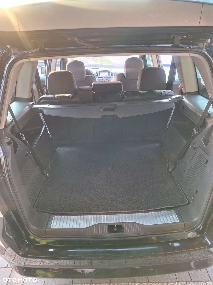 Opel Zafira - 9