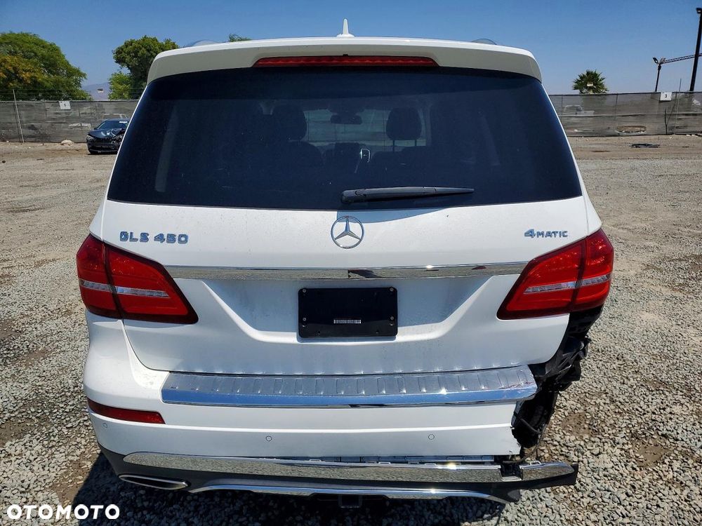 Mercedes-Benz GLS - 6