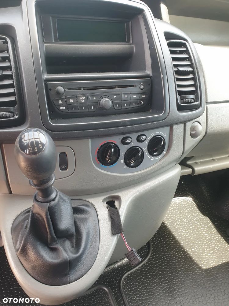 Renault trafic - 10