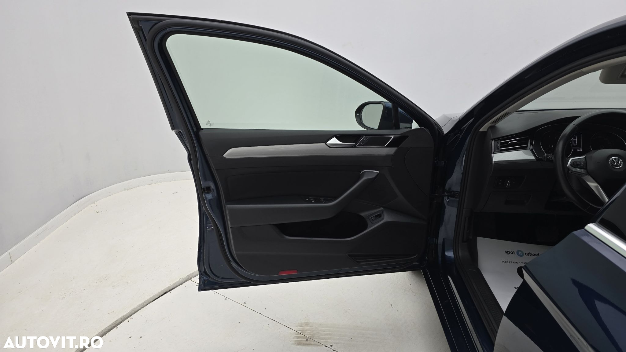 Volkswagen Passat 1.5 TSI ACT DSG Comfortline - 10