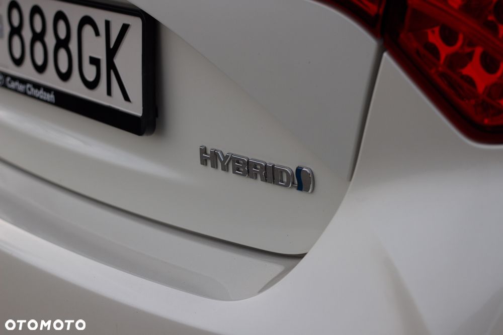 Toyota Yaris Hybrid 100 Selection Pure - 15