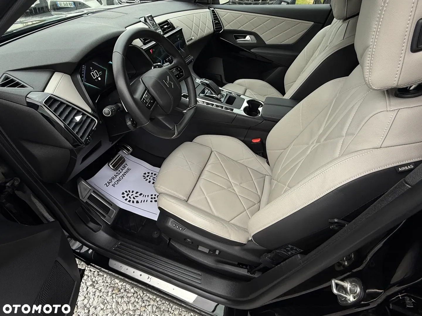 DS Automobiles DS 7 Crossback 1.6 E-Tense 4x4 Grand Chic - 25