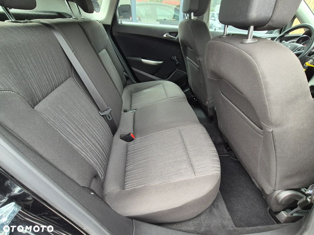 Opel Astra 1.6 Design Edition - 29