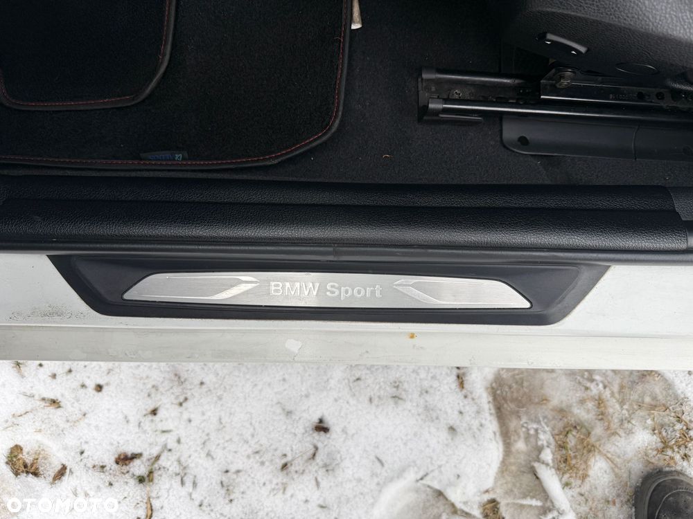 BMW Seria 1 114d Sport Line - 24