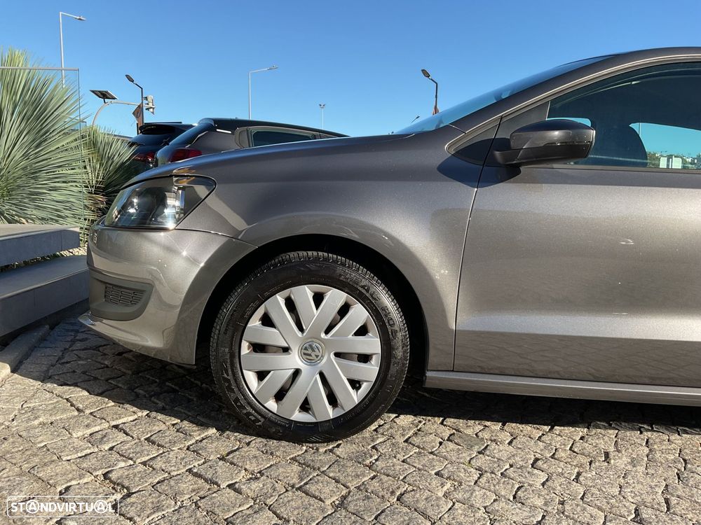VW Polo 1.6 TDI Confortline BlueMotion - 13