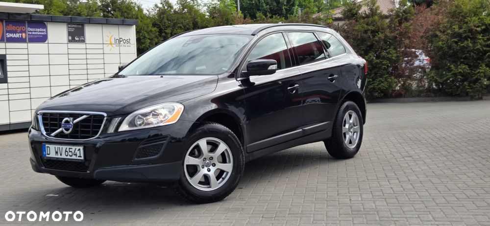 Volvo XC 60 D4 Geartronic Momentum - 4