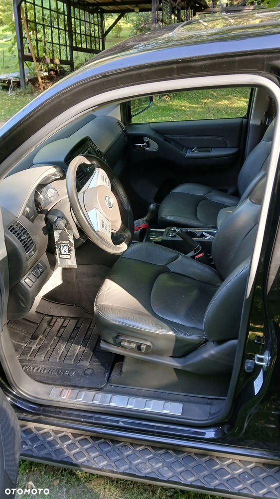 Nissan Pathfinder 2.5 D LE - 7