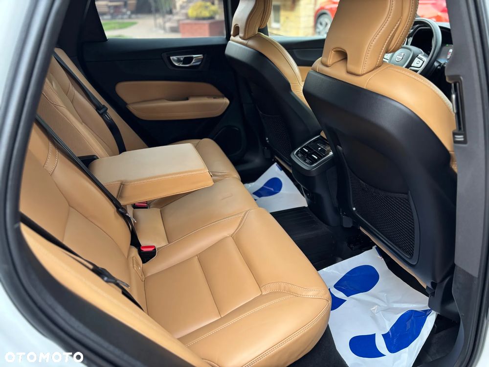 Volvo XC 60 B4 D AWD Geartronic Inscription - 20