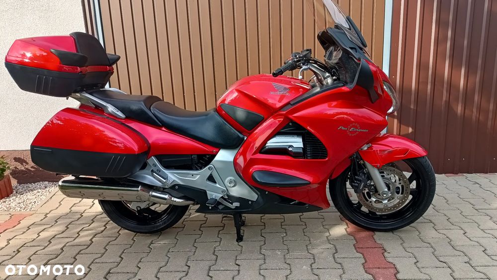 Honda ST - 3