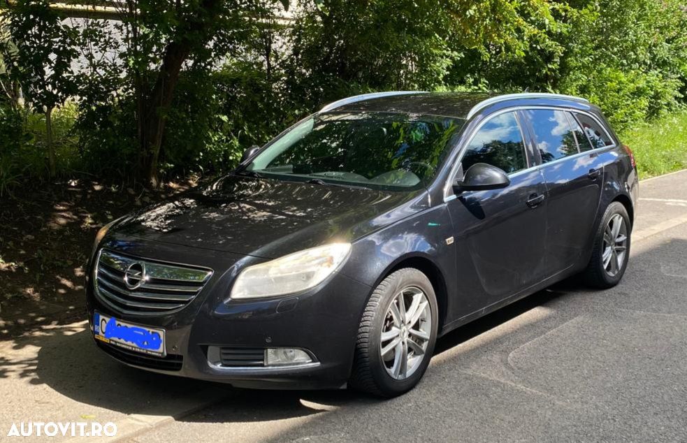 Opel Insignia - 1